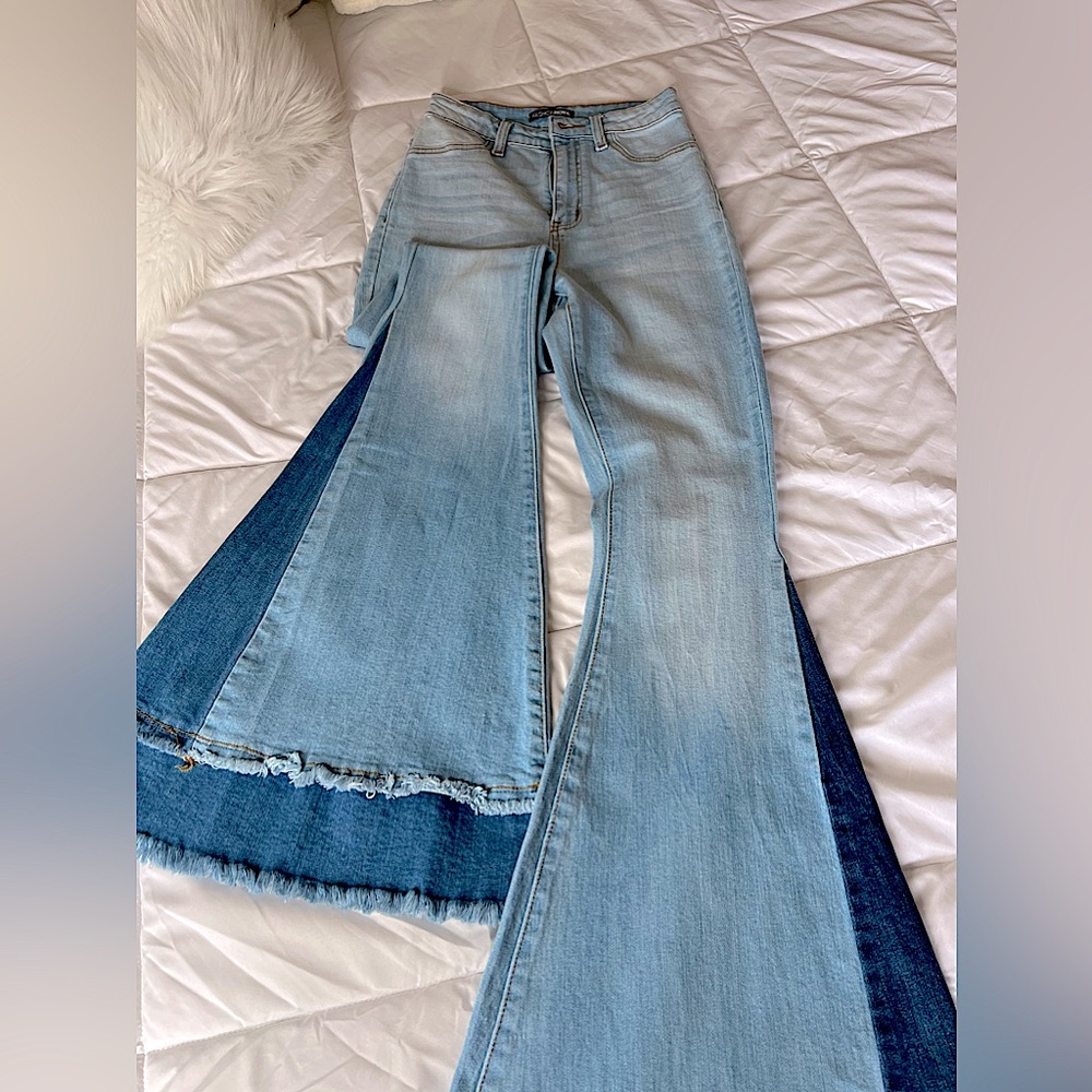 Never wore high waisted flared bottom fashion nova jeans